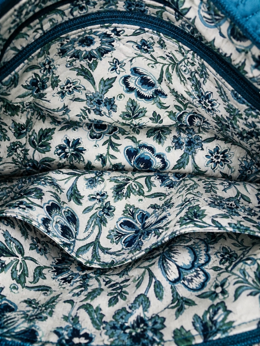 Vera Bradley Quilted Shoulder Bag in Teal - Picture 4 of 5